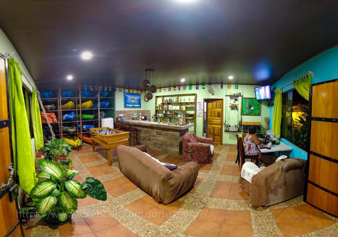 Hostel Tortuguero 7Backpackers מראה חיצוני תמונה